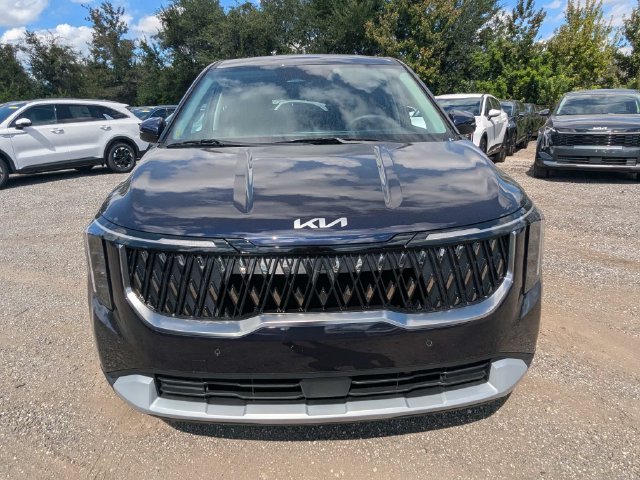 New 2027 Kia Carnival LX FWD image 9