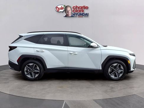 New 2026 Hyundai Tucson SEL image 6