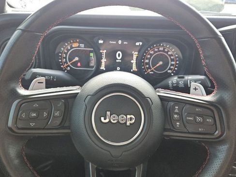 Used 2024 Jeep Wrangler Unlimited Rubicon 392 image 11