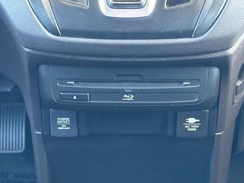 Used 2018 Honda Odyssey EX-L image 17