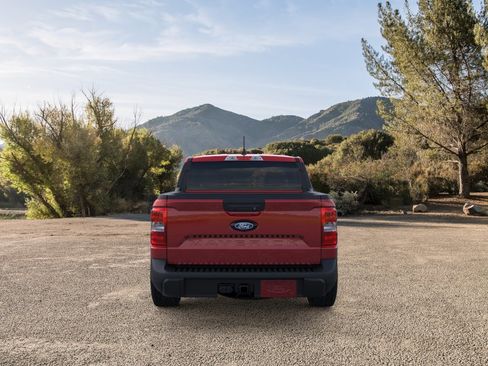 New 2026 Ford Maverick XLT w/ XLT Luxury Package image 5