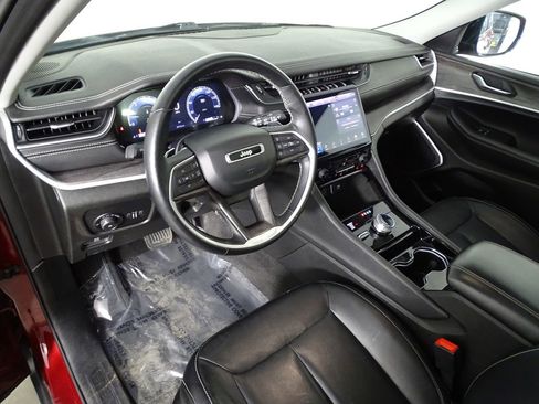 Used 2021 Jeep Grand Cherokee L Limited image 27