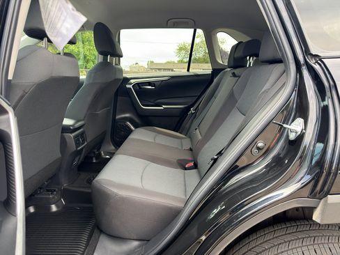 Used 2024 Toyota RAV4 XLE w/ Weather Package AWD/4WD image 16