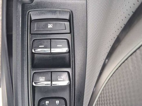 Used 2023 Subaru Crosstrek 2.5i Limited w/ Moonroof Package image 14