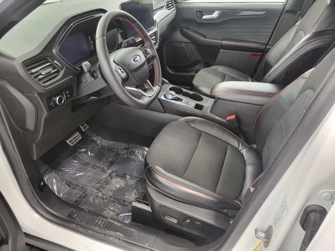 Used 2023 Ford Escape ST-Line w/ Tech Pack #1 image 9