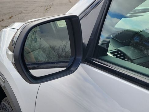 New 2026 GMC Acadia AT4 image 13