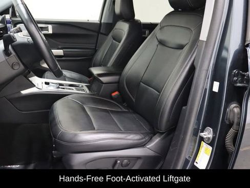 Used 2022 Ford Explorer Limited w/ Equipment Group 301A image 11