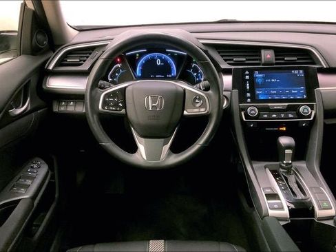 Used 2018 Honda Civic EX-T image 5