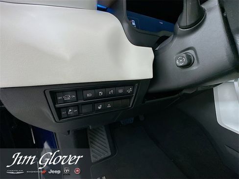 Used 2024 Toyota Sequoia Capstone image 24