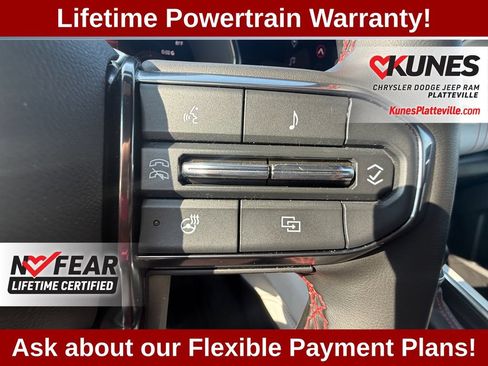Used 2024 GMC Canyon AT4X AWD/4WD image 17