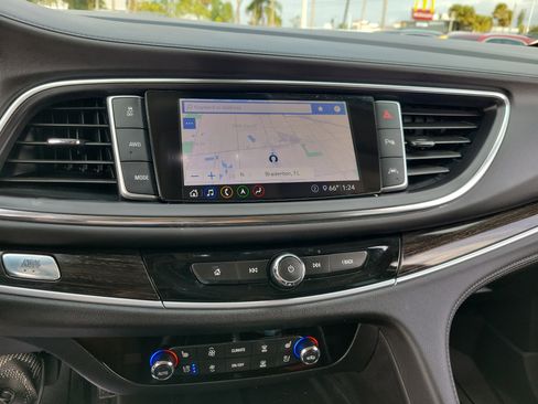 Used 2021 Buick Enclave Avenir w/ Avenir Technology Package image 24