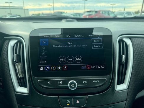 Used 2024 Chevrolet Malibu LT image 21