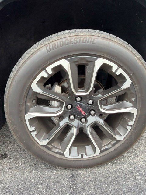 Used 2023 GMC Canyon Denali AWD/4WD image 7
