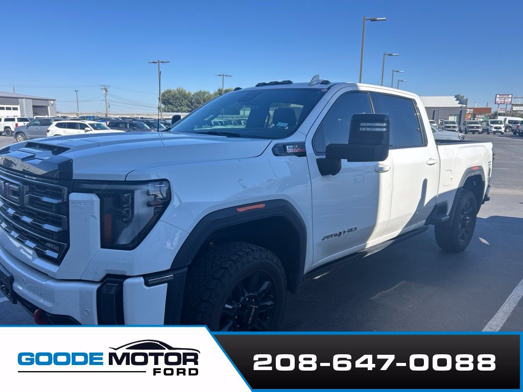 Used 2024 GMC Sierra 2500 AT4 w/ AT4 Premium Plus Package AWD/4WD image 2