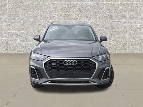 Certified 2023 Audi Q5 2.0T Premium w/ Convenience Package AWD/4WD image 2