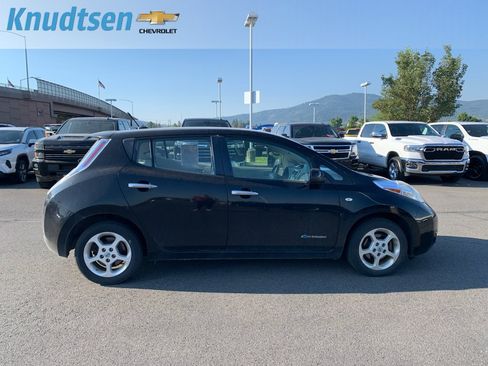 Used 2012 Nissan Leaf SL FWD image 8