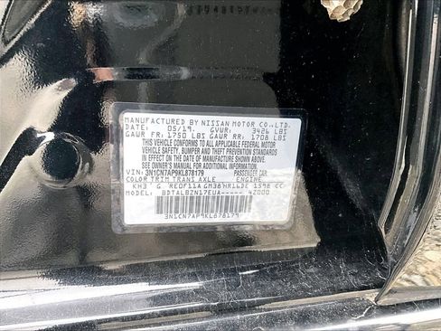 Used 2019 Nissan Versa SV image 32