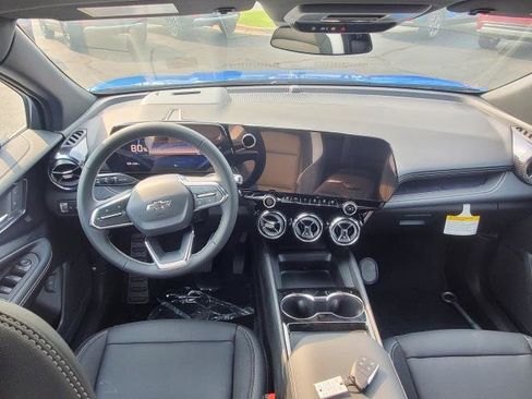 New 2025 Chevrolet Blazer EV LT image 27