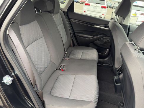 Used 2025 Kia Seltos LX AWD/4WD image 19