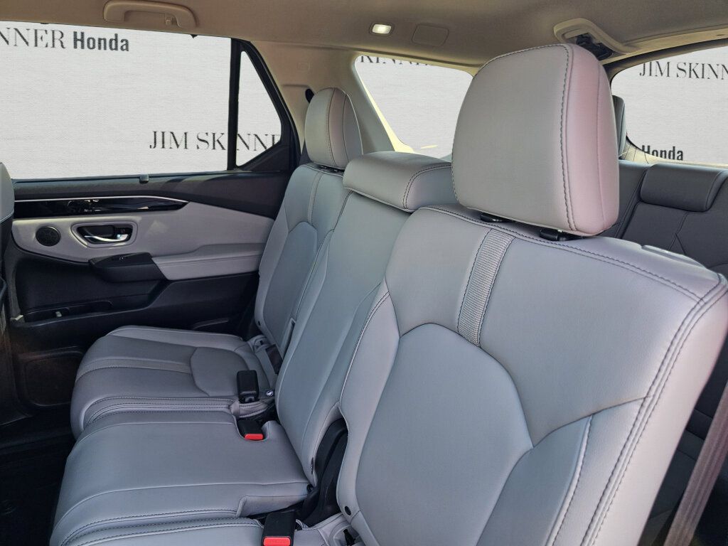 Certified 2024 Honda Pilot EX-L image 33