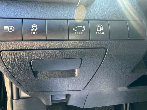 Used 2024 Toyota Camry LE AWD/4WD image 13