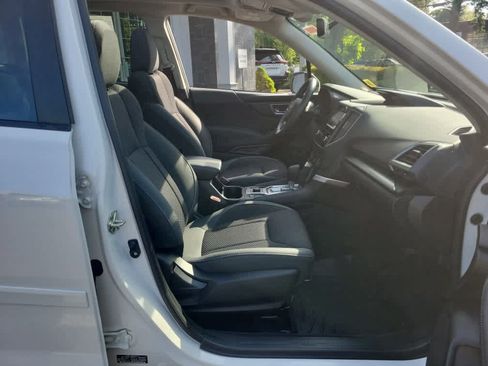 Used 2021 Subaru Forester Premium AWD/4WD image 25