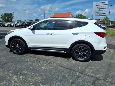 Used 2018 Hyundai Santa Fe Sport w/ 2.0T Ultimate Tech Package 05 AWD/4WD image 8