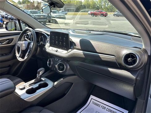 Certified 2025 Chevrolet Blazer LT image 27