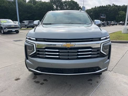 Used 2025 Chevrolet Tahoe Premier RWD image 13