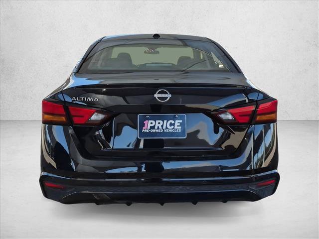 Used 2025 Nissan Altima 2.5 SV FWD image 6