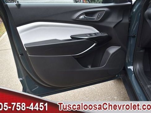 New 2026 Chevrolet Trax LT w/ Driver Confidence Package image 12