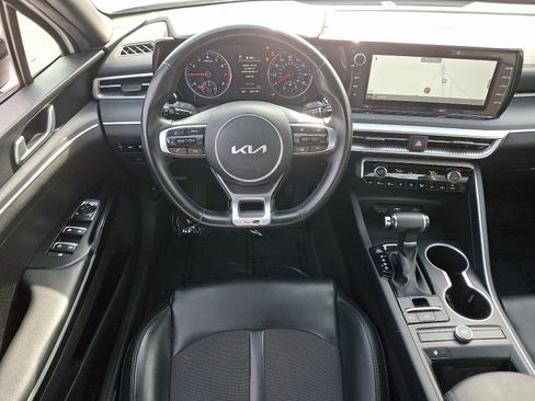 Used 2022 Kia K5 GT-Line image 11