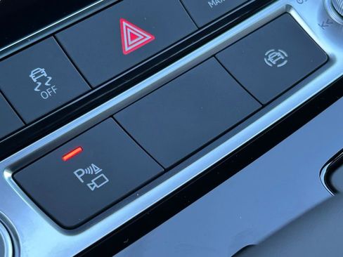 New 2026 Audi Q7 2.0T Premium image 36