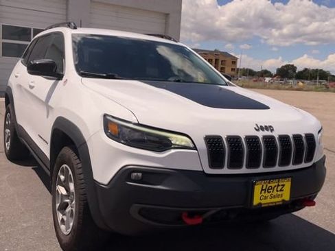 Used 2022 Jeep Cherokee Trailhawk w/ Premium Leather Package AWD/4WD image 4