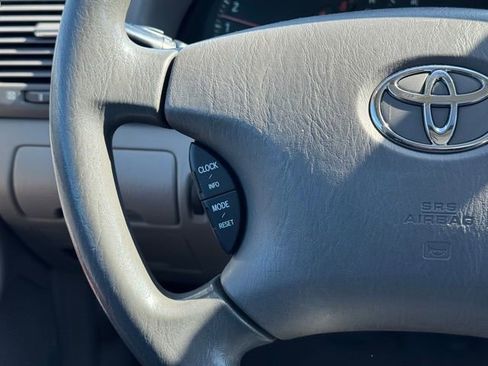 Used 2003 Toyota Camry XLE image 22