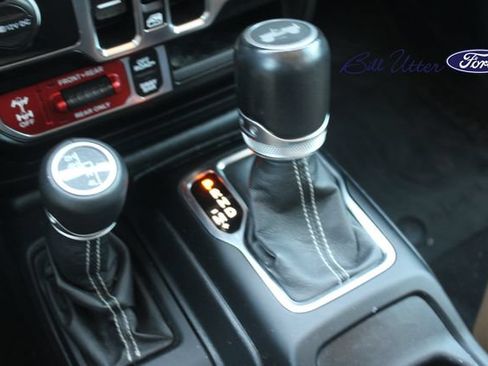 Used 2021 Jeep Wrangler Unlimited Rubicon AWD/4WD image 17