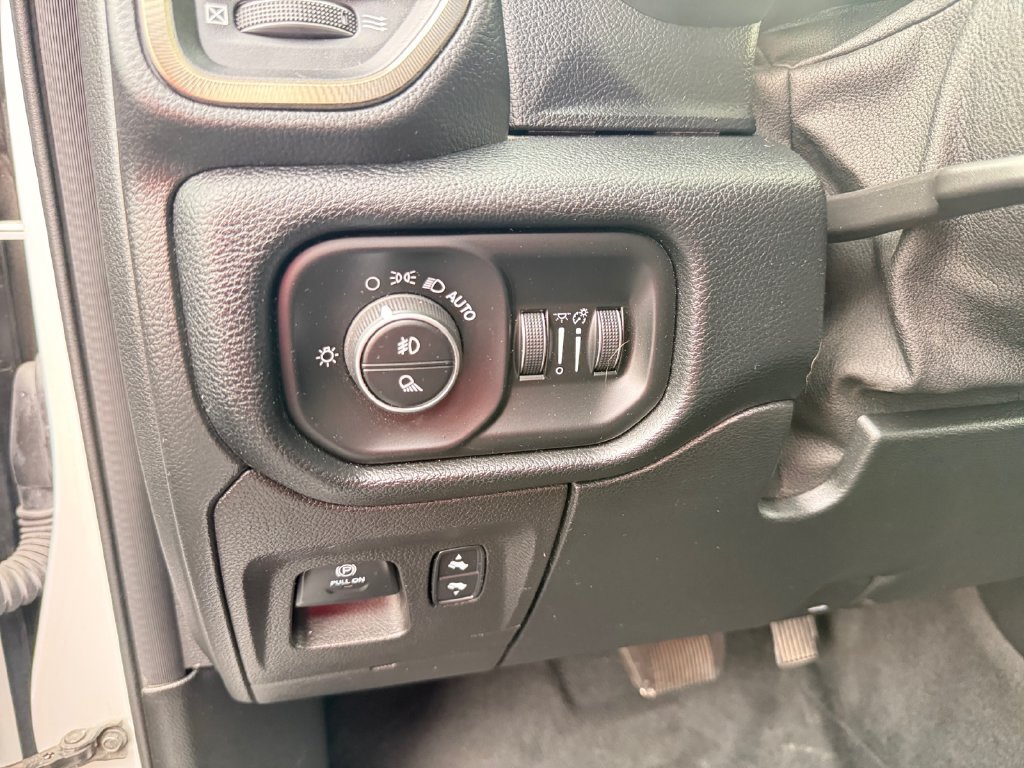 Used 2021 RAM 1500 Sport w/ Trailer Tow Group AWD/4WD image 18