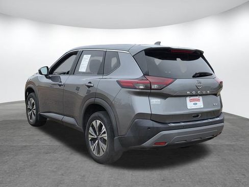 Used 2023 Nissan Rogue SV image 6