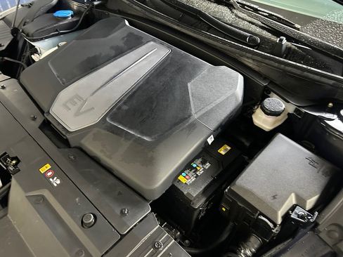 Used 2024 Kia EV6 Light image 31