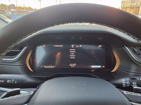 New 2025 Jeep Grand Cherokee Laredo X image 10