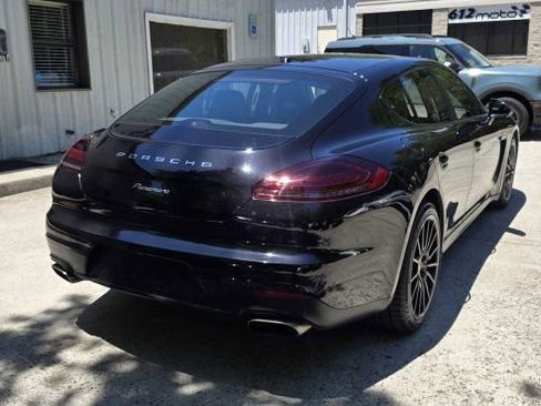 Used 2016 Porsche Panamera 4 AWD/4WD image 5