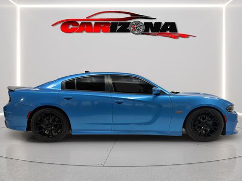 Used 2018 Dodge Charger R/T Scat Pack image 12