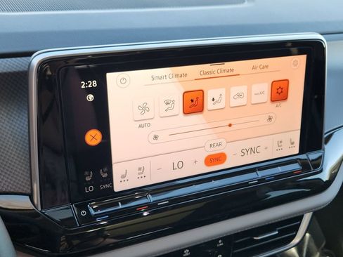 New 2026 Volkswagen Atlas Peak Edition AWD/4WD image 10