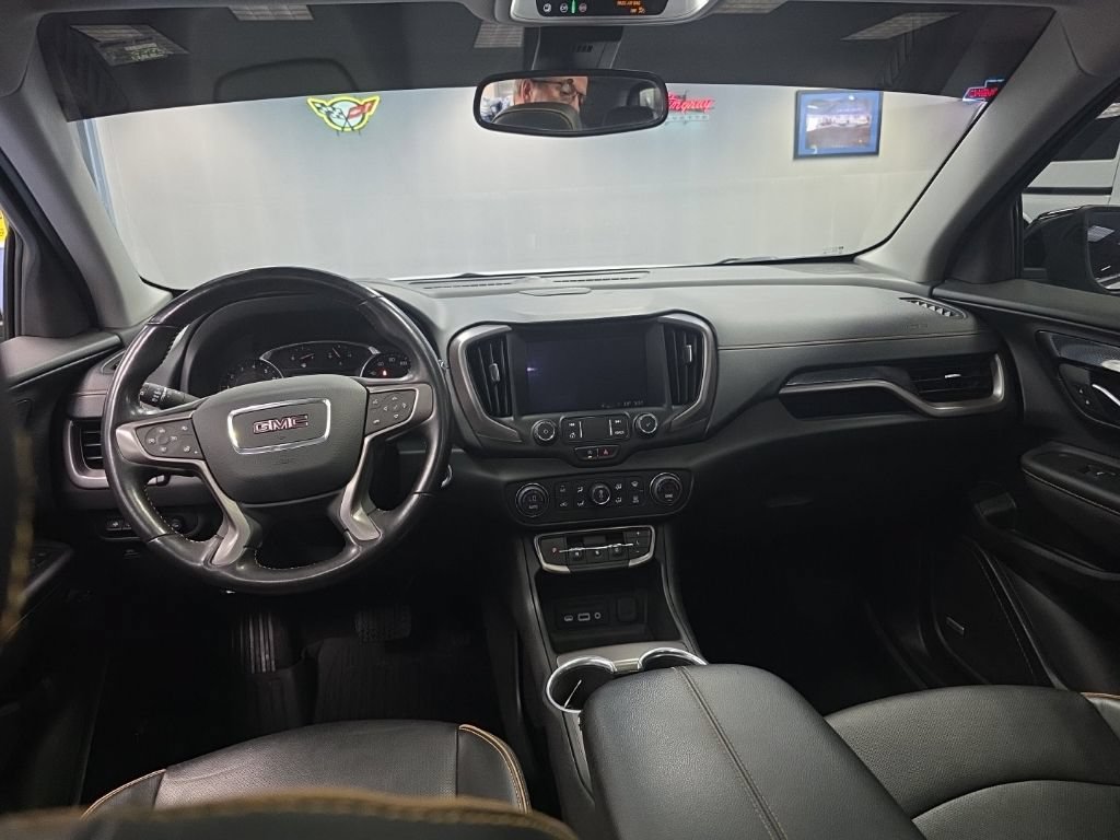 Certified 2022 GMC Terrain AT4 w/ Infotainment Package II AWD/4WD image 16