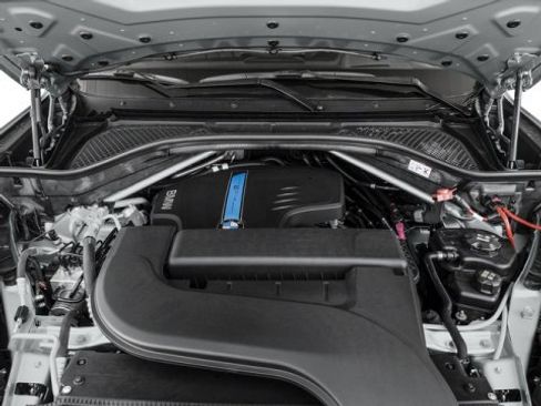 Used 2018 BMW X5 xDrive40e image 13