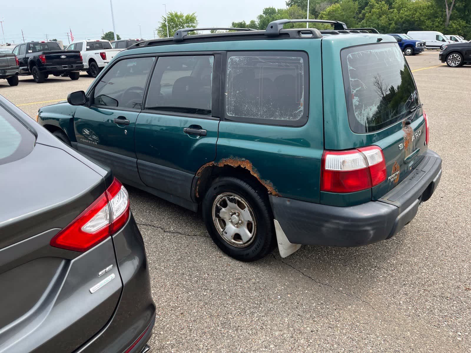 Used 2001 Subaru Forester L AWD/4WD image 9