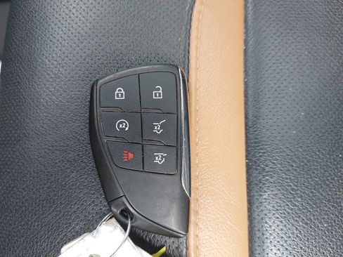 Used 2022 GMC Yukon XL AT4 AWD/4WD image 36