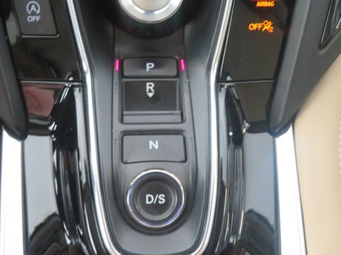 Used 2020 Acura RDX w/ Advance Package FWD image 42