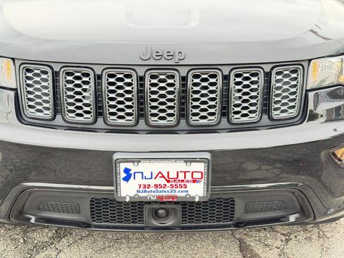 Used 2021 Jeep Grand Cherokee Laredo X AWD/4WD image 97