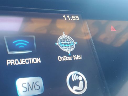 Used 2017 Cadillac XT5 Luxury image 19